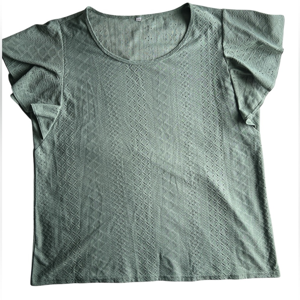 2X Light Green Textured Eyelet Flutter Sleeve Scoop Neck Women's Top
C